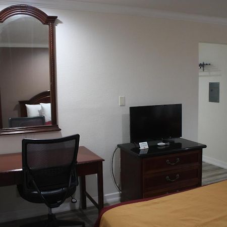 Value Inn & Suites Redding Eksteriør billede
