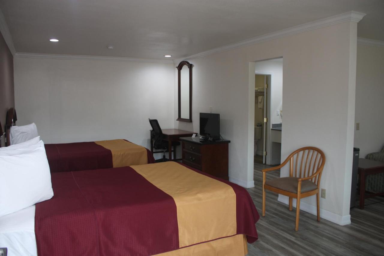 Value Inn & Suites Redding Eksteriør billede