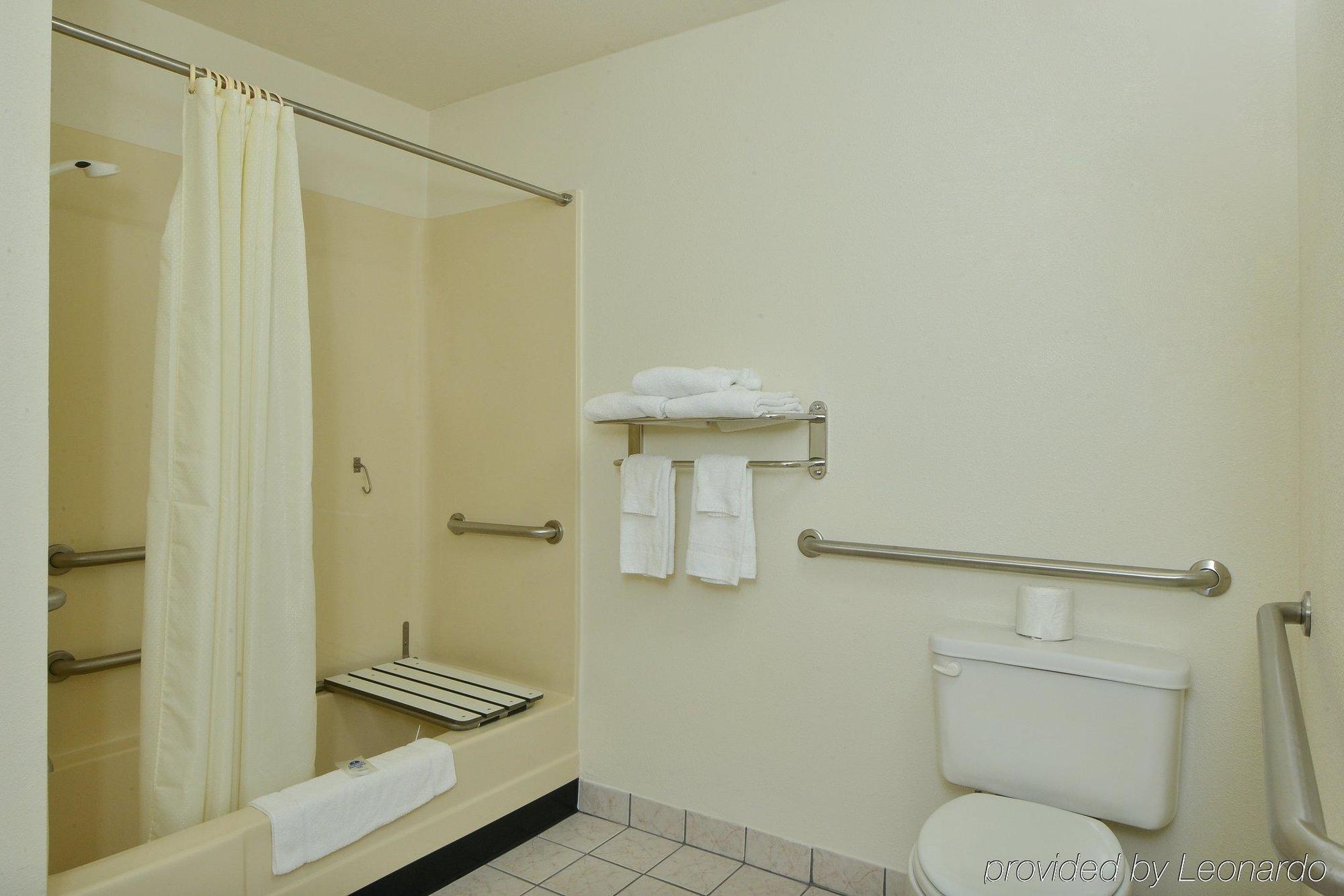 Value Inn & Suites Redding Eksteriør billede