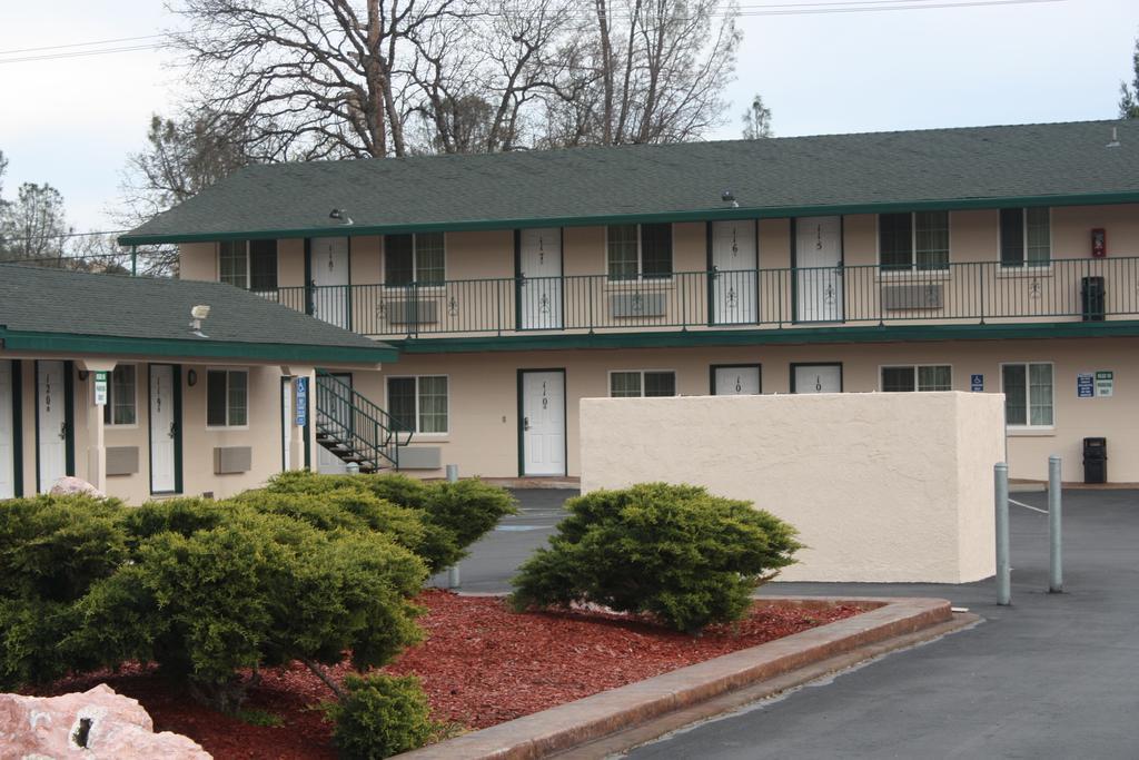 Value Inn & Suites Redding Eksteriør billede